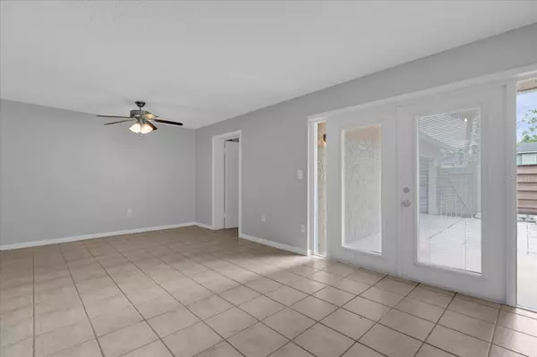 Maitland, FL 32751,881 TOWN CIR #129