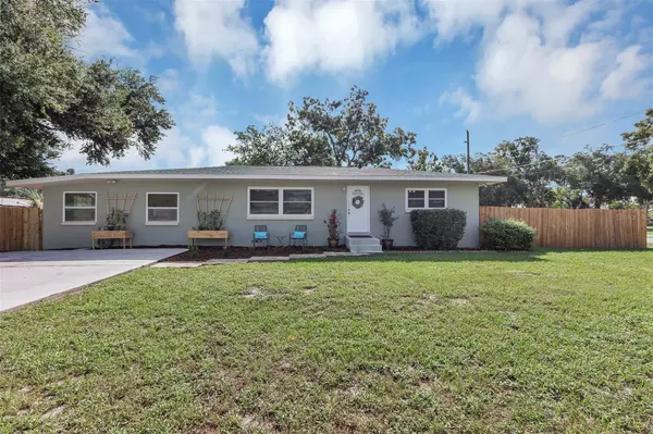 2301 LAKE RD, Fern Park, FL 32730