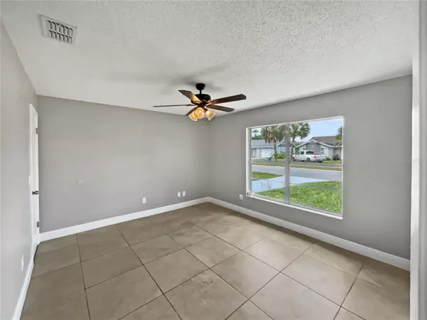 Kissimmee, FL 34743,808 ASPENWOOD CIR