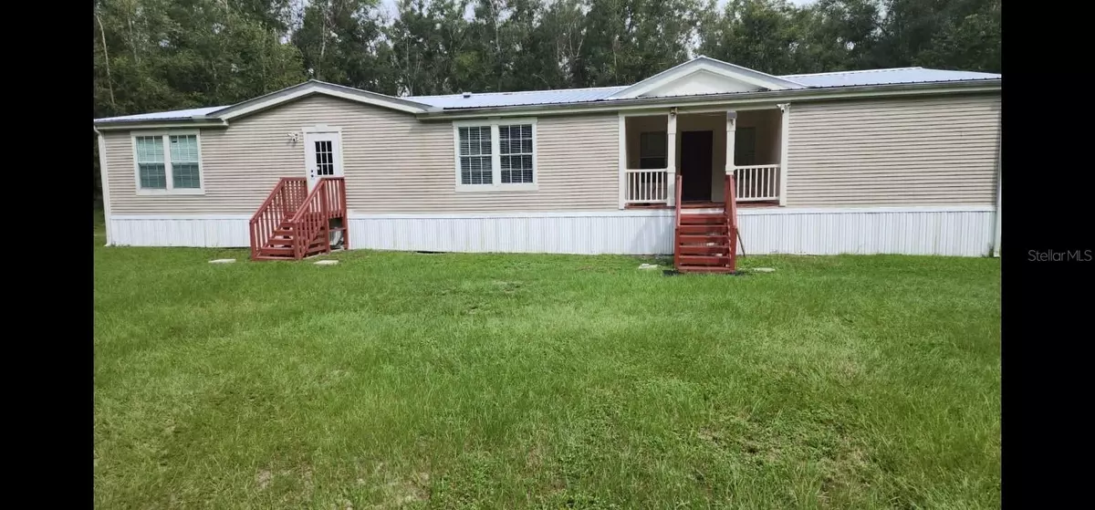 O Brien, FL 32071,25222 65TH PL #1