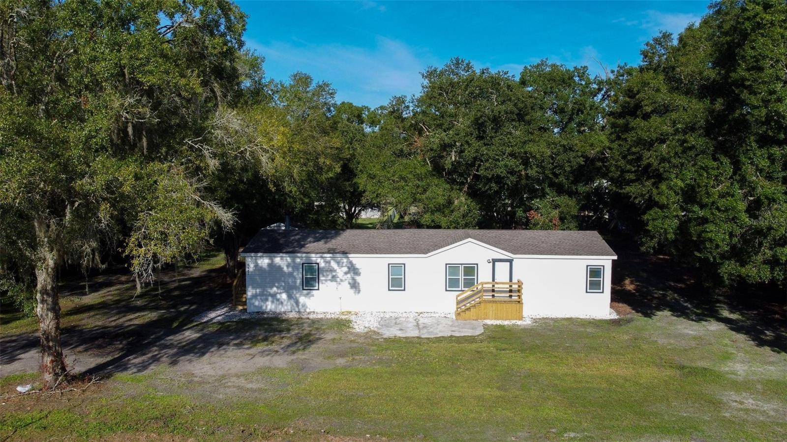 6447 TULIP DR, Zephyrhills, FL 33544