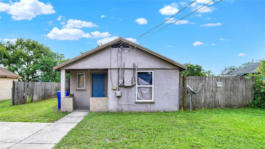 1211 S DELAWARE AVE, Deland, FL 32720