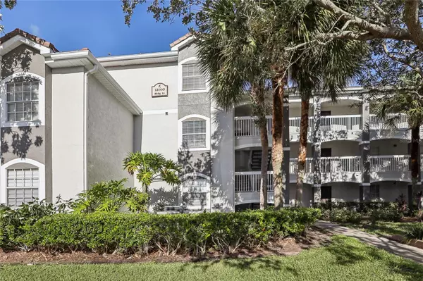 13905 FAIRWAY ISLAND DR #1022, Orlando, FL 32837