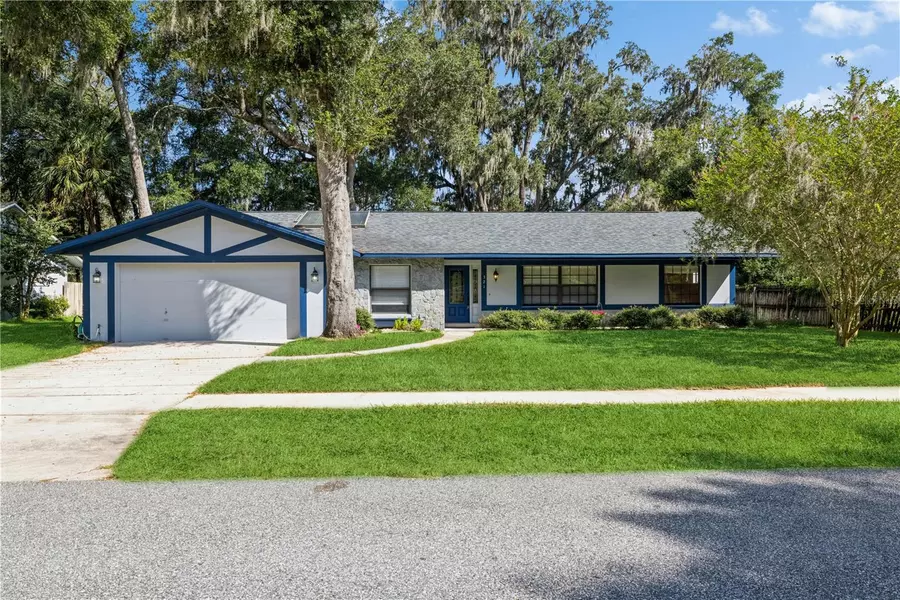 321 W FRANKLIN ST, Oviedo, FL 32765