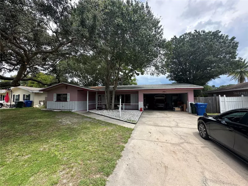 523 DEVILLE DR E, Largo, FL 33771