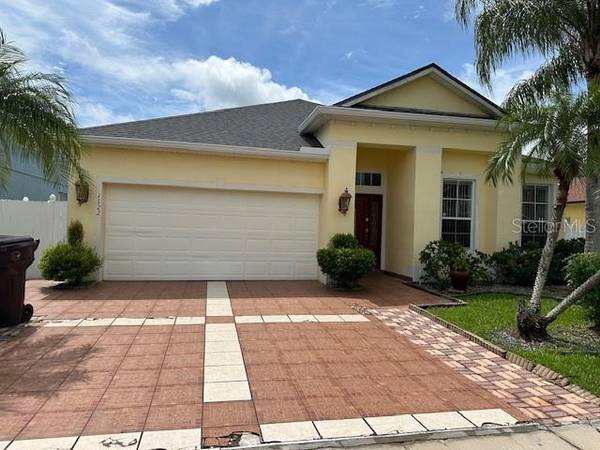 1122 HACIENDA CIR, Kissimmee, FL 34741