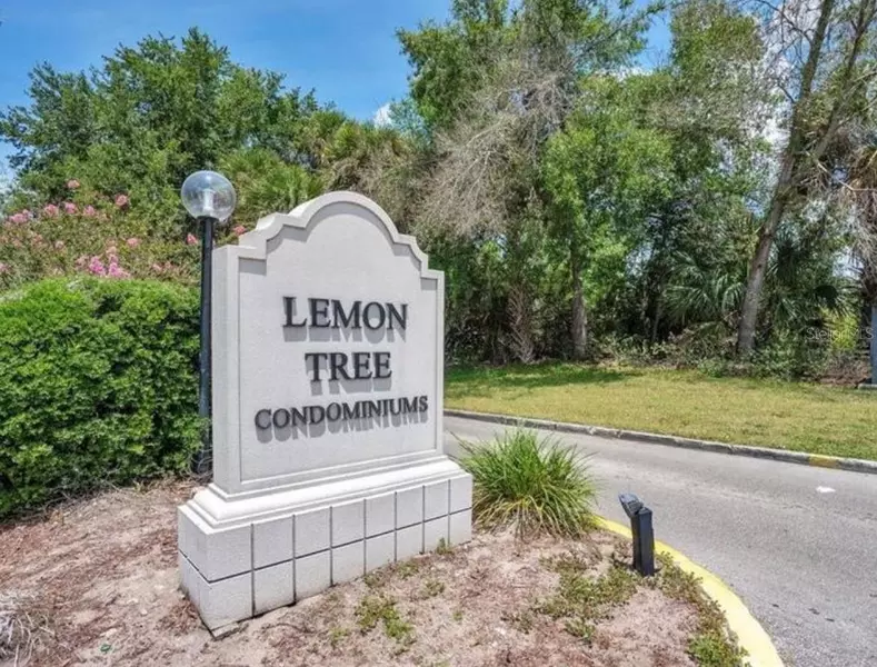 2526 LEMON TREE LN #L, Orlando, FL 32839