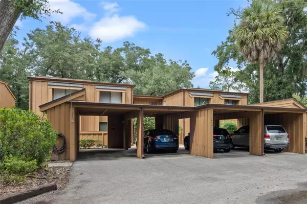 245 CROWN OAKS WAY #245, Longwood, FL 32779