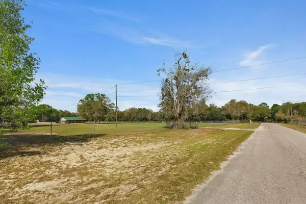 Lake Wales, FL 33898,5008 FAIRMONT RD