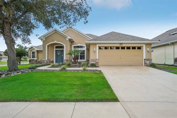 8923 BRIDGEPORT BAY CIRCLE, Mount Dora, FL 32757