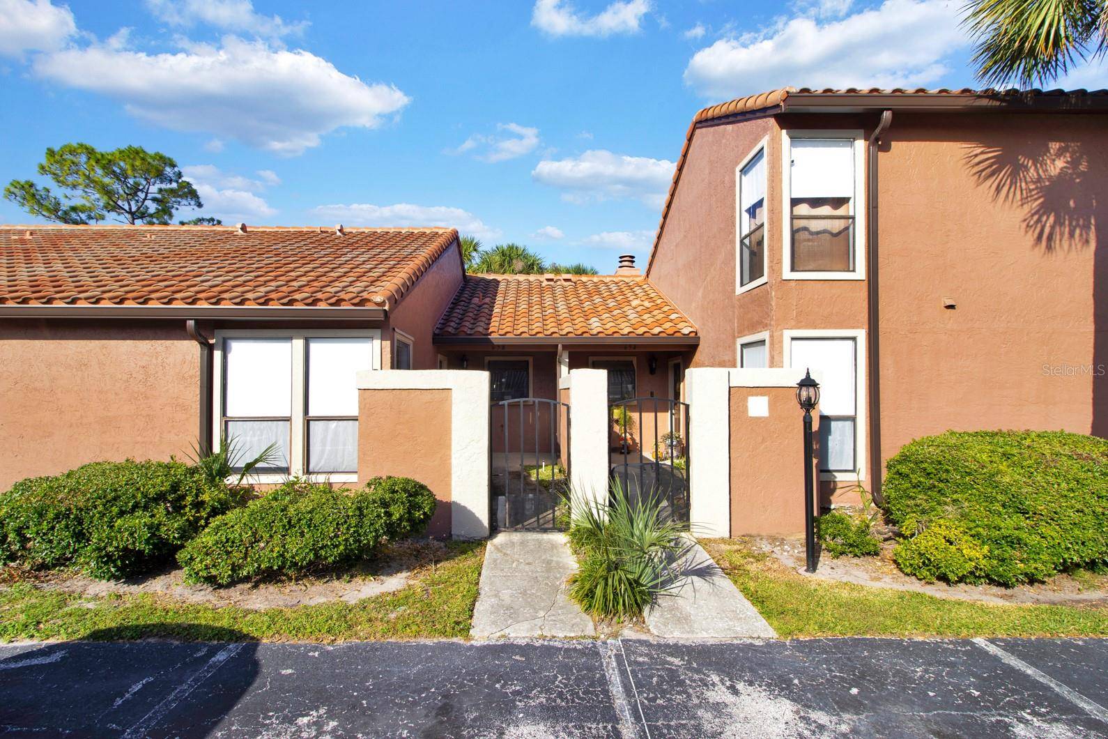 658 MONTEGO BAY CT #658,  Winter Park,  FL 32792