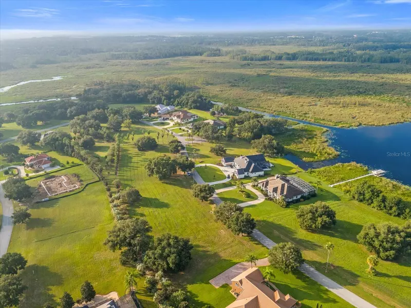 ROYAL PALM DR, Groveland, FL 34736