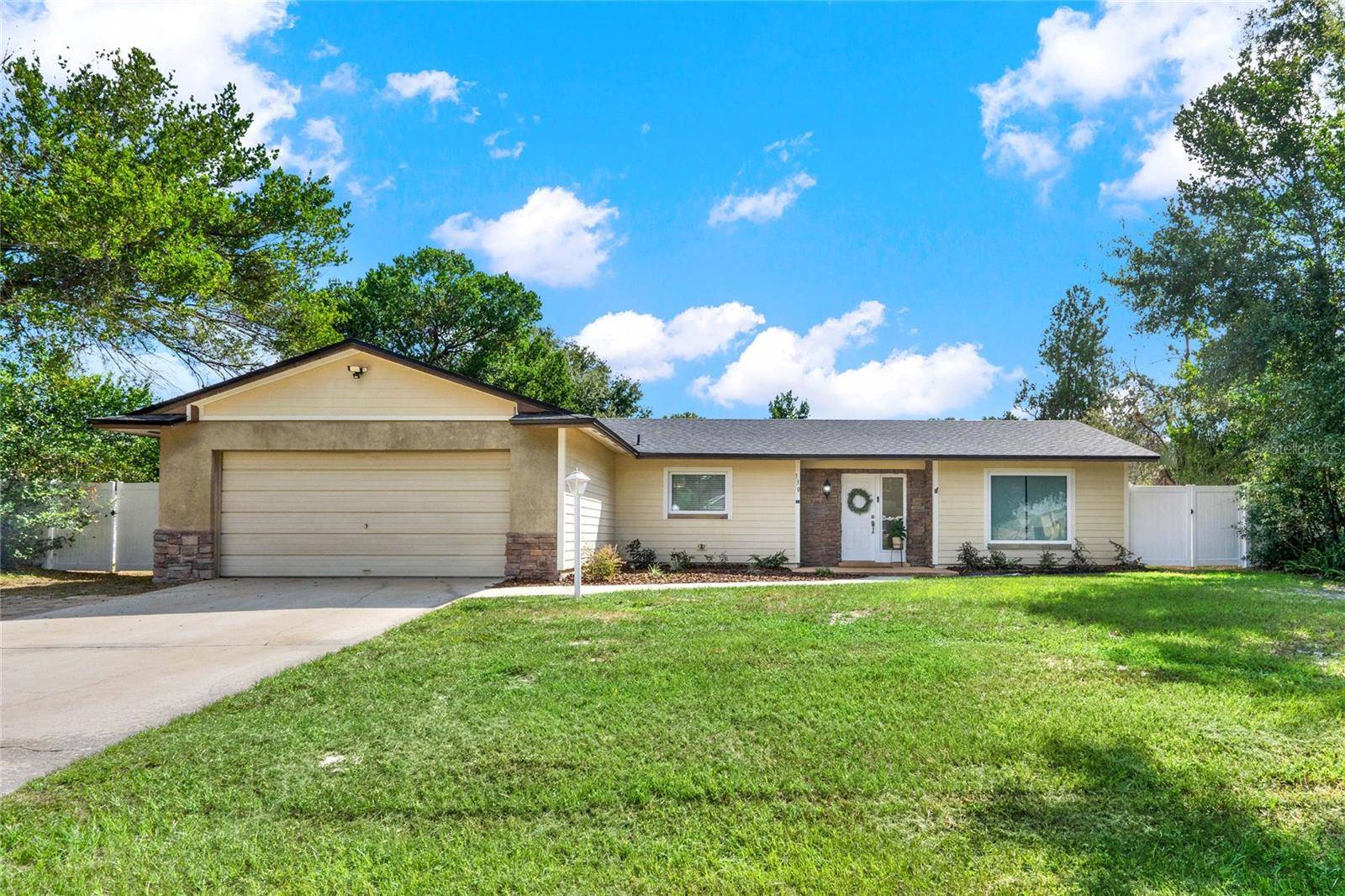 130 SUNSET DR,  Longwood,  FL 32750