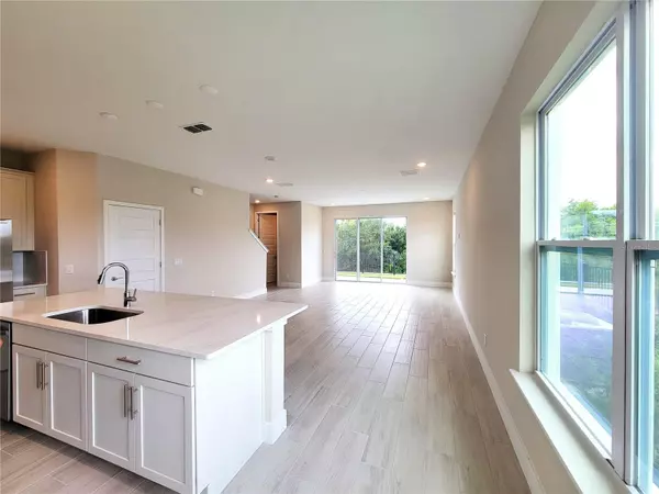 Kissimmee, FL 34747,7924 SPECTRUM DR