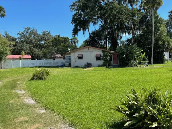 633 ELM AVE #1/2,  Daytona Beach,  FL 32117