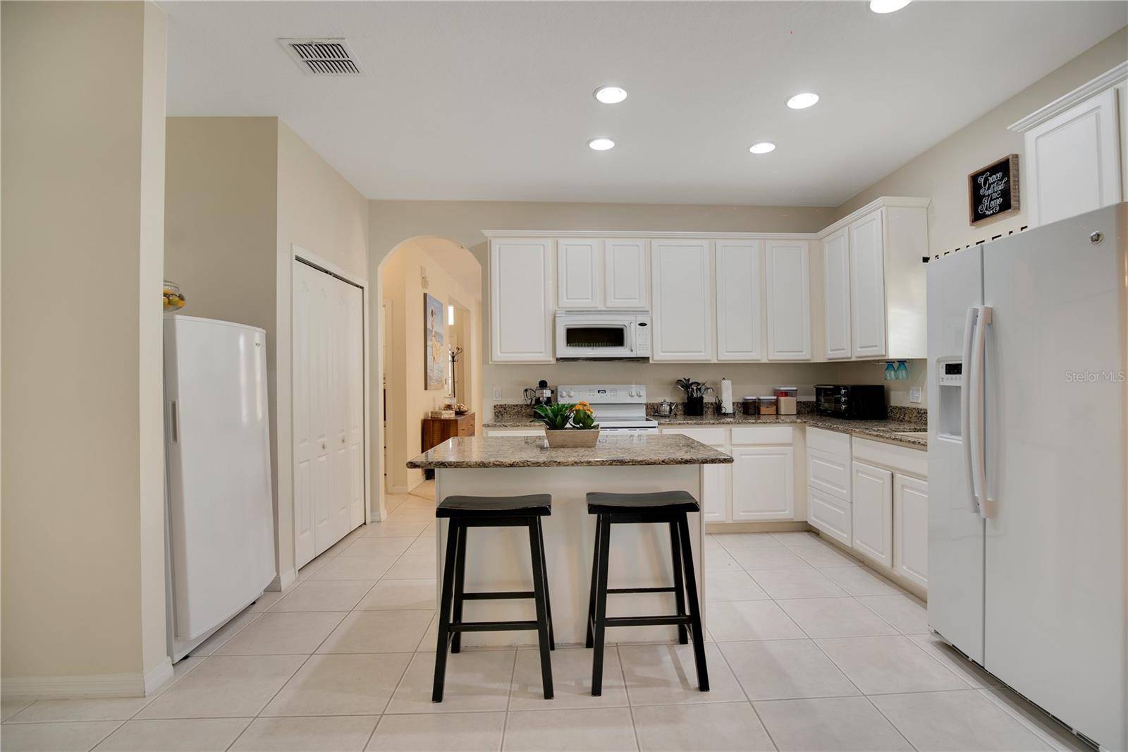 Kissimmee, FL 34741,1033 HACIENDA CIR