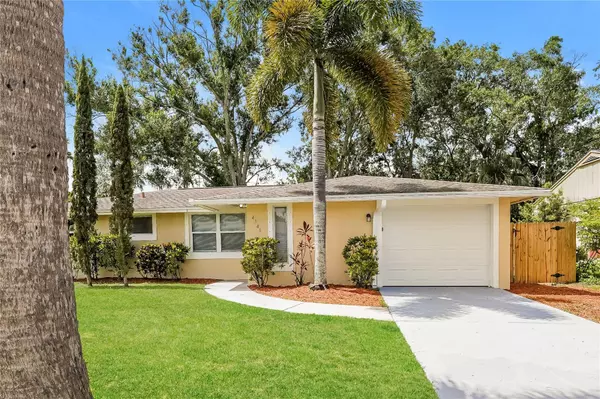 4546 BARTON DR, Sarasota, FL 34232