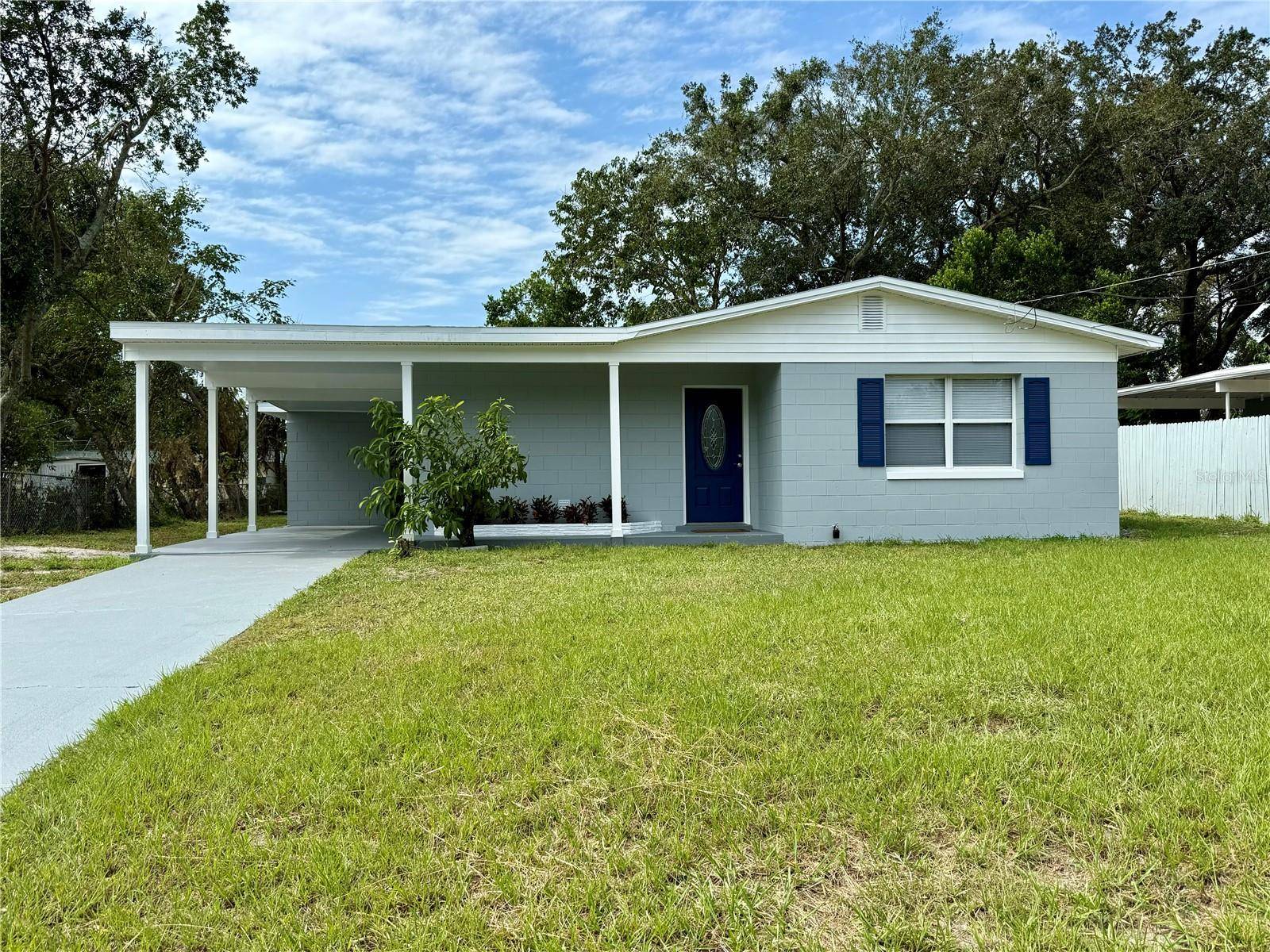925 GOLDEN ISLE DR,  Mount Dora,  FL 32757