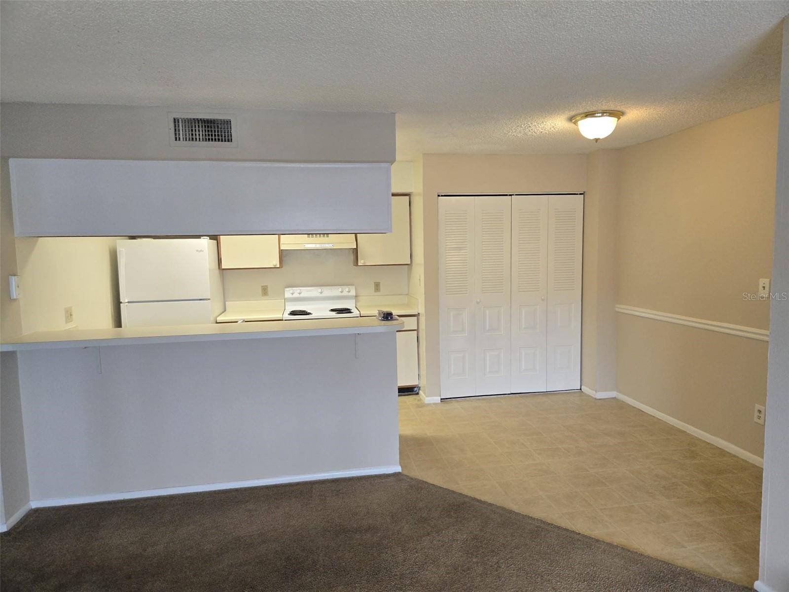 Fort Myers, FL 33919,5331 SUMMERLIN RD #3112