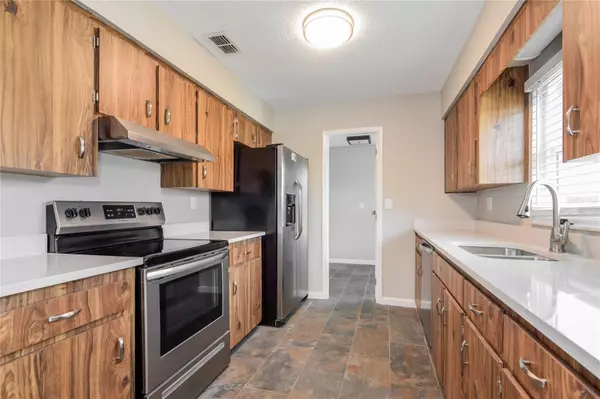 Lakeland, FL 33813,4728 KIMBALL CT W