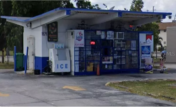 Pompano Beach, FL 33060,1621 N CYPRESS RD