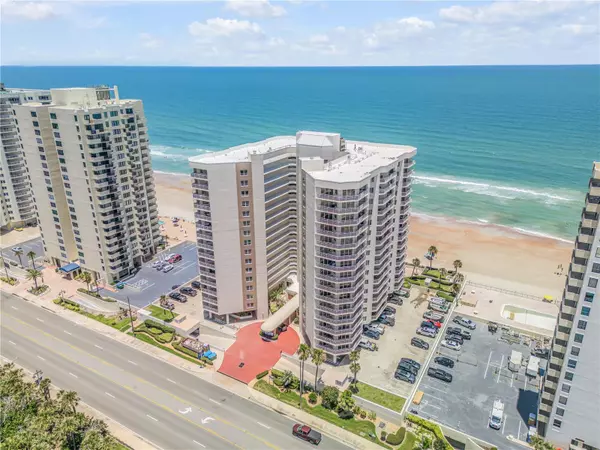 Daytona Beach Shores, FL 32118,2967 S ATLANTIC AVE #205