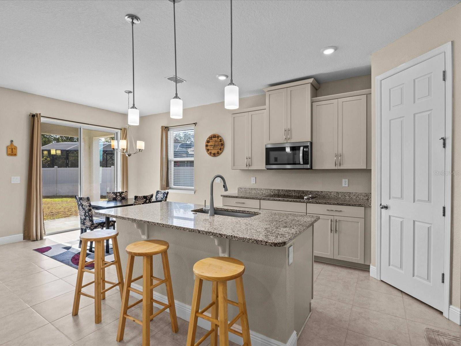 Howey In The Hills, FL 34737,528 BELLISSIMO PL