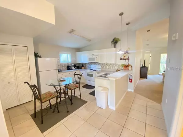 Kissimmee, FL 34746,2866 CLUB CORTILE CIR #B