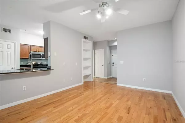 Tampa, FL 33605,1810 E PALM AVE #1205