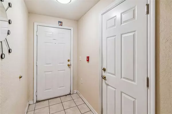 Maitland, FL 32751,1825 SHADOW VIEW CIR #1825