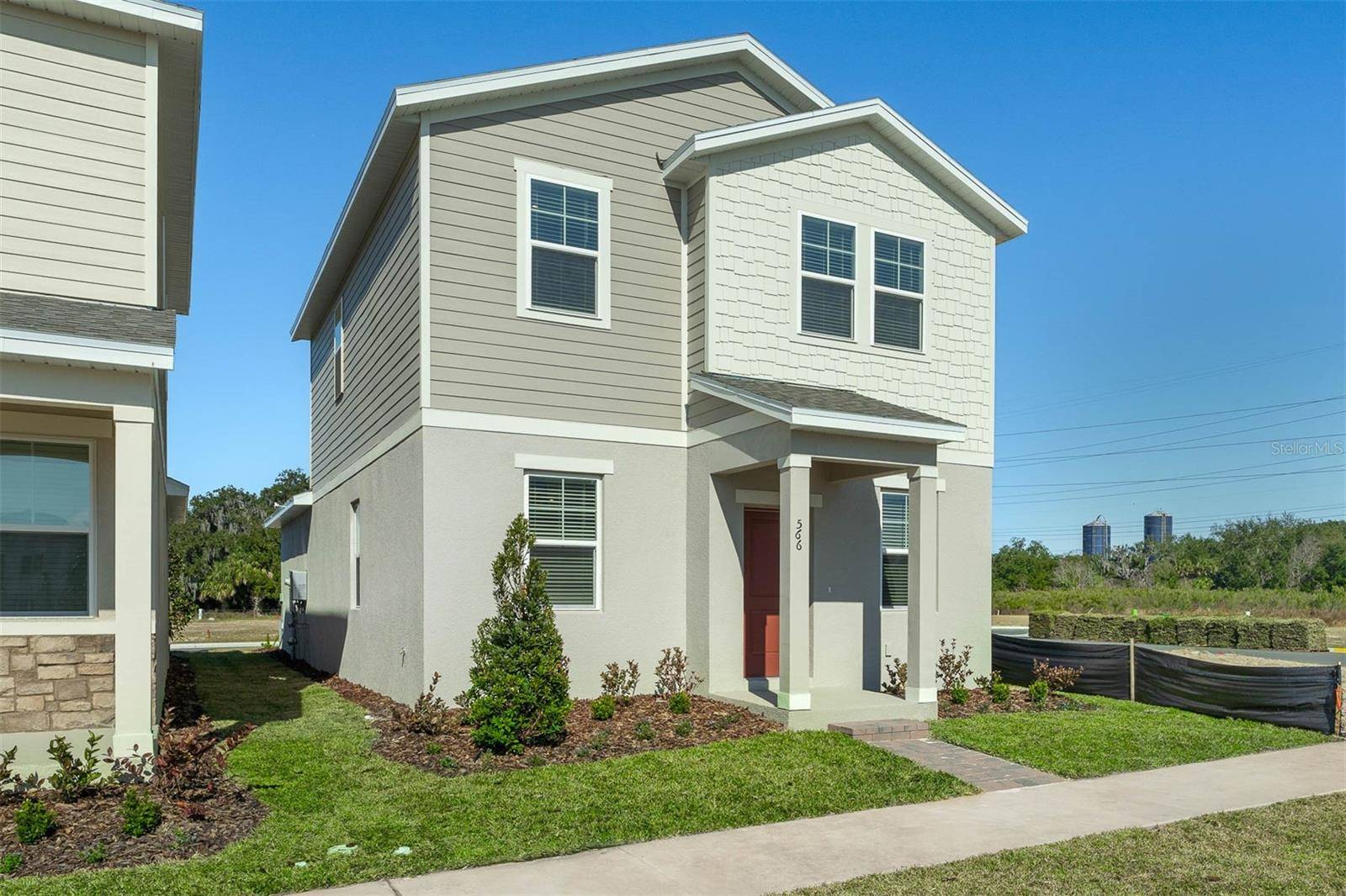566 ORIENT AVE, Debary, FL 32713