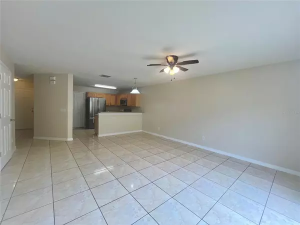 Orlando, FL 32824,721 CRESTING OAK CIR #116