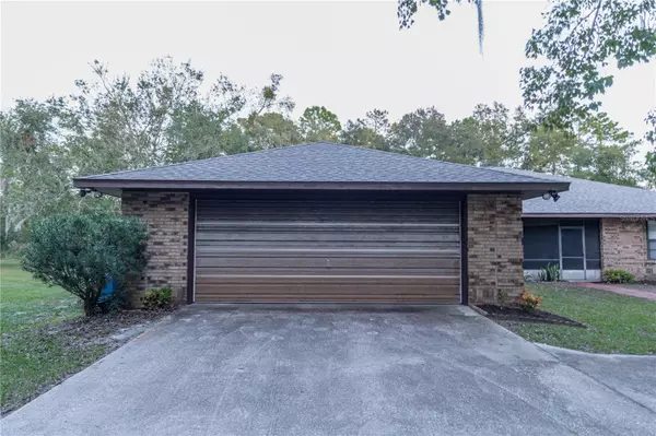 1900 FIREMENS LN, Deltona, FL 32738