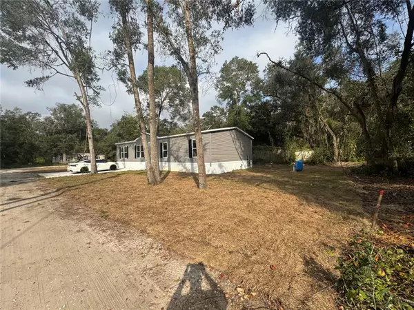 Hawthorne, FL 32640,104 CAMPBELL LN