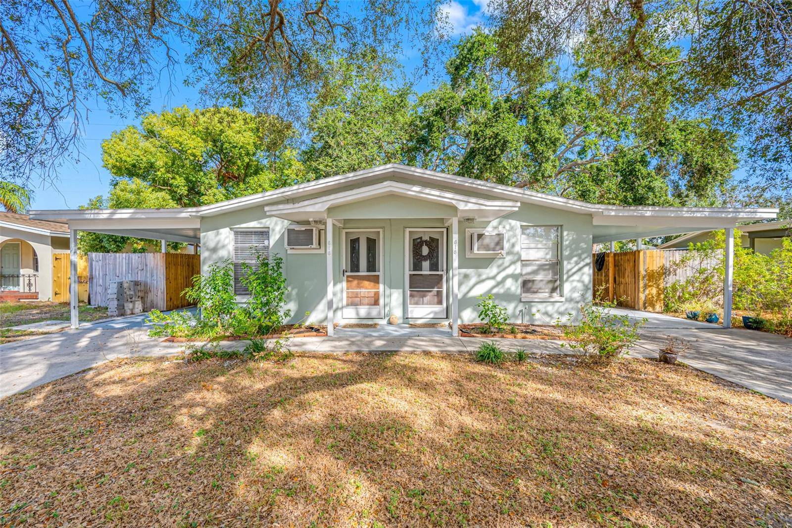 Dunedin, FL 34698,616 DOGWOOD CT