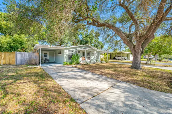 Dunedin, FL 34698,616 DOGWOOD CT