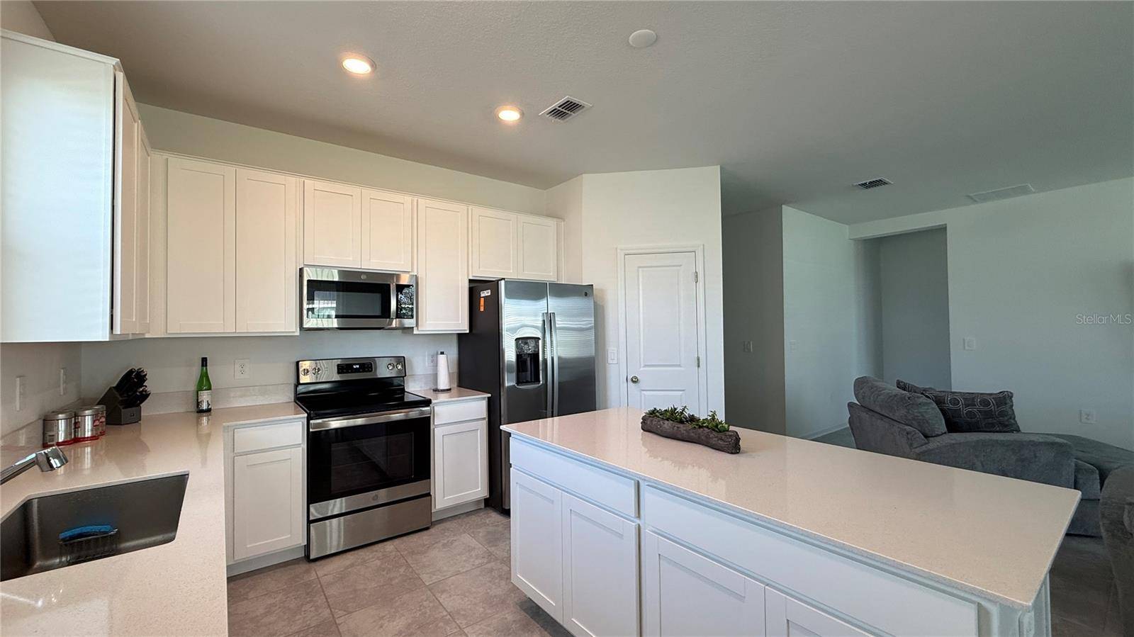 Davenport, FL 33837,503 HATTERAS RD