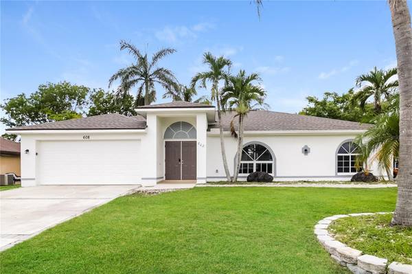 608 SE SANTA BARBARA PL, Cape Coral, FL 33990