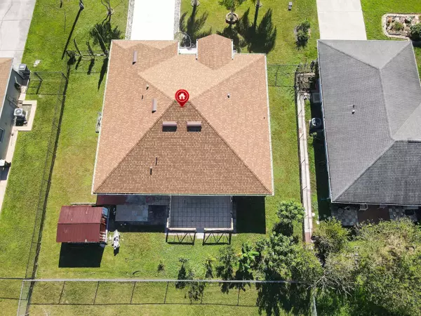 Kissimmee, FL 34759,552 EAGLE CT