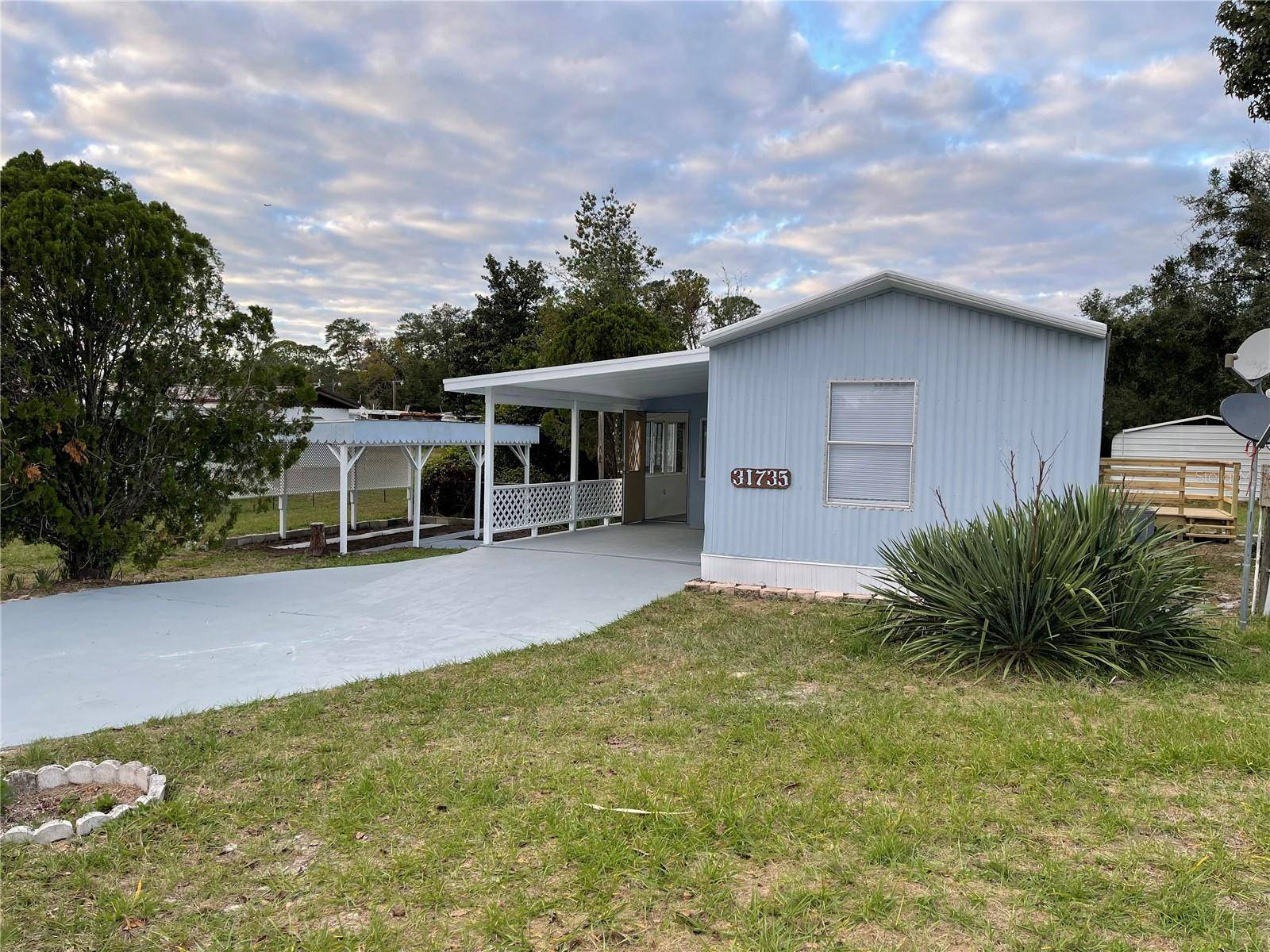 31735 3RD AVE, Deland, FL 32720