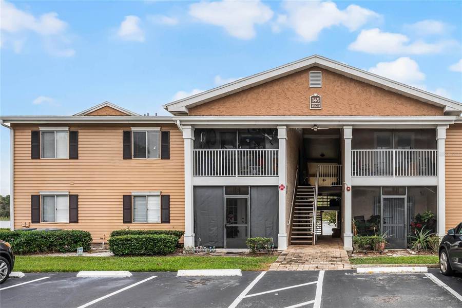 145 N PEARL LAKE CSWY #102, Altamonte Springs, FL 32714