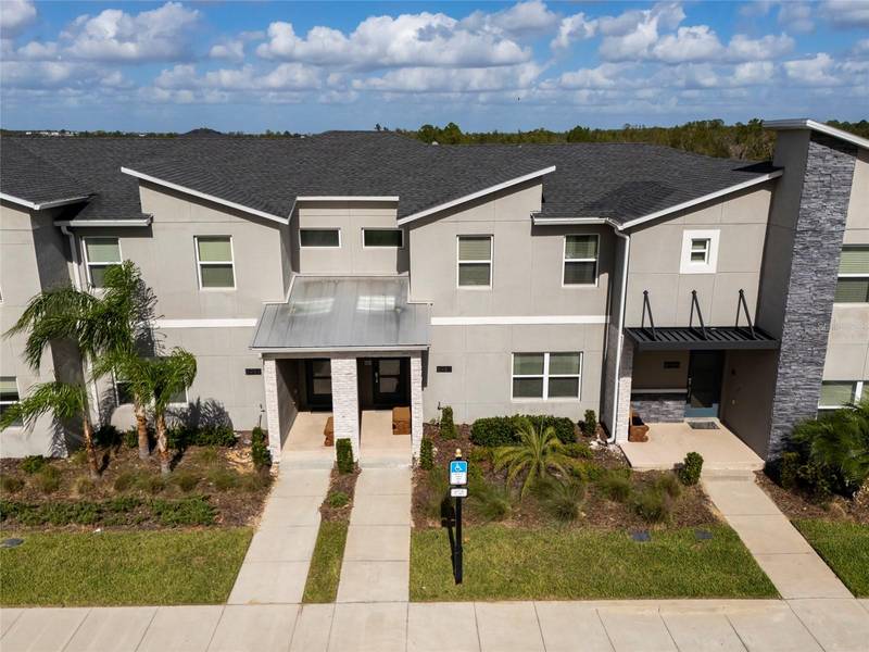 8987 CABOT CLIFFS DR, Davenport, FL 33896