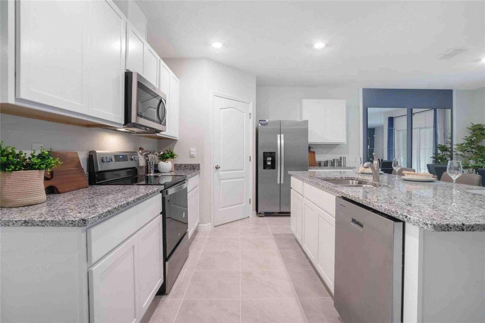 Kissimmee, FL 34759,418 ST JOHNS LN