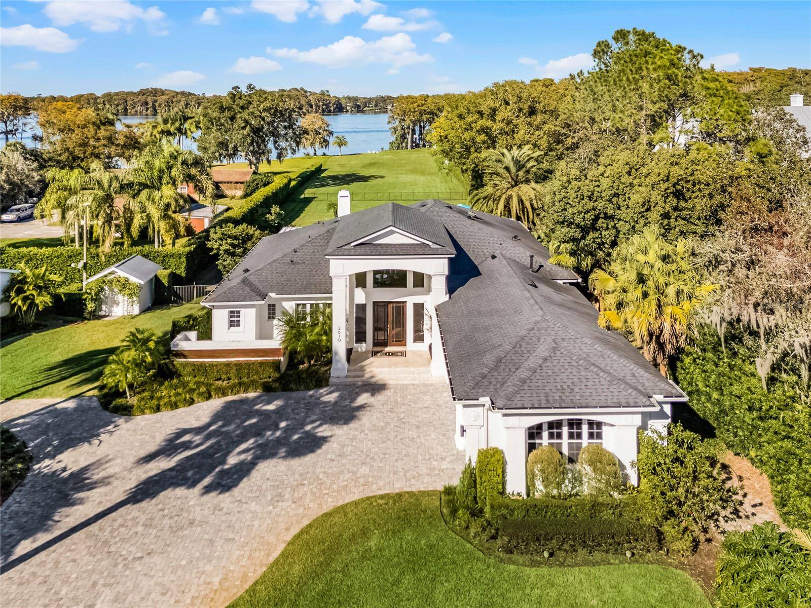 2810 LAKE HOWELL LN, Winter Park, FL 32792