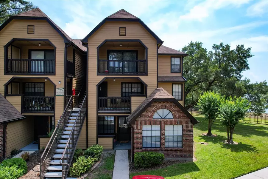 375 LAKE ONTARIO CT #102, Altamonte Springs, FL 32701