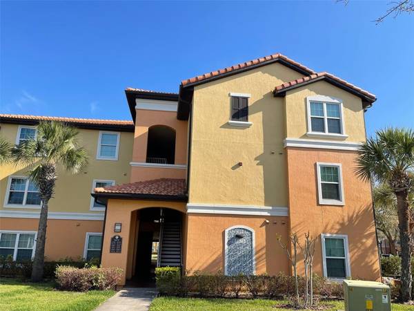 5475 VINELAND RD #8202, Orlando, FL 32811