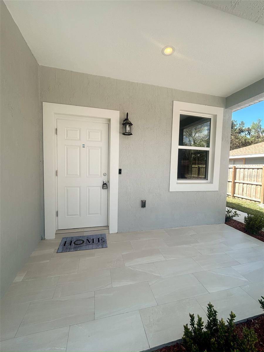 Oviedo, FL 32765,388 CHINABERRY AVE