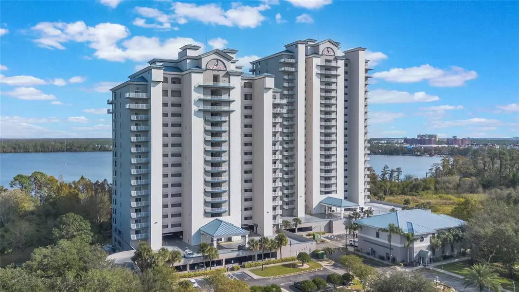 13427 BLUE HERON BEACH DR #2-806, Orlando, FL 32821