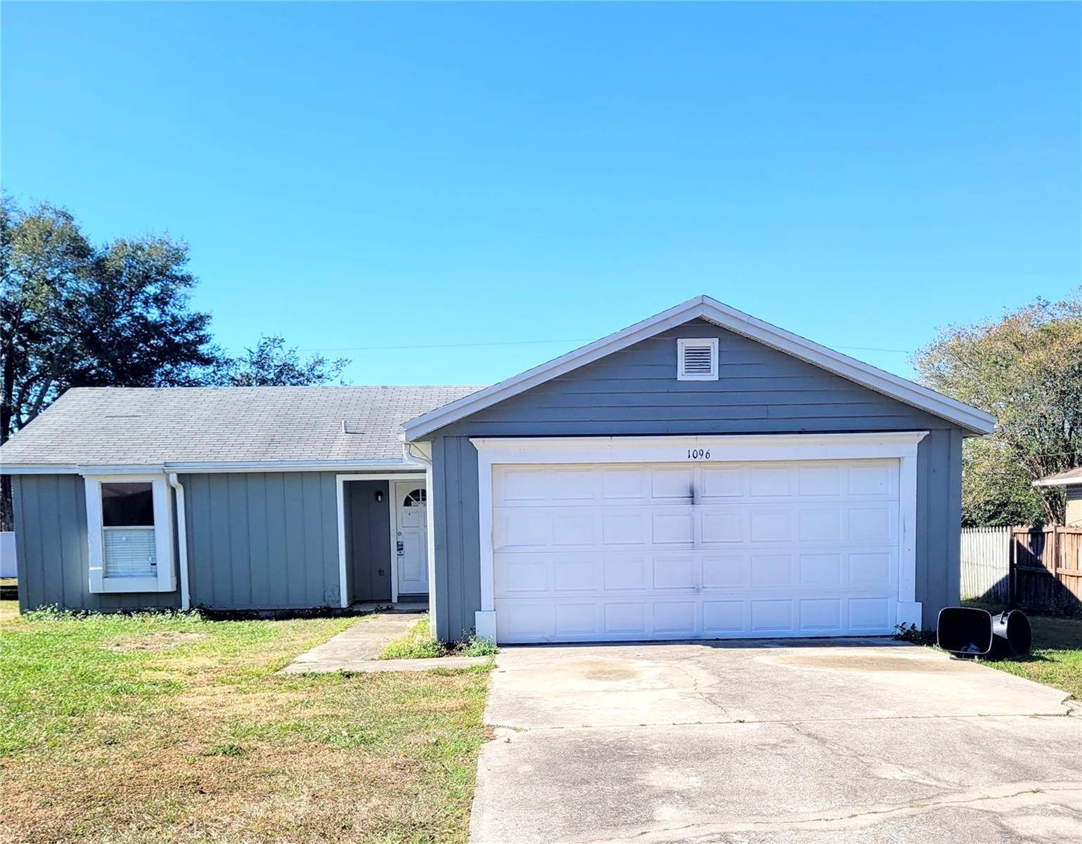 1096 E LOMBARDY DR, Deltona, FL 32725