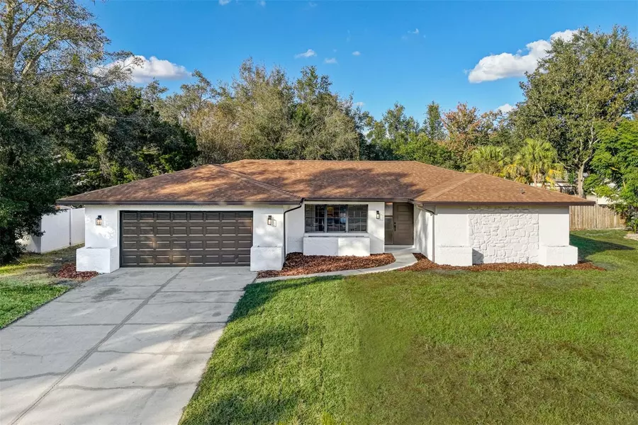 8107 BLUESTAR CIR, Orlando, FL 32819